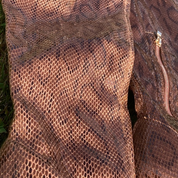 Snake pattern boots - Picture 3 of 7